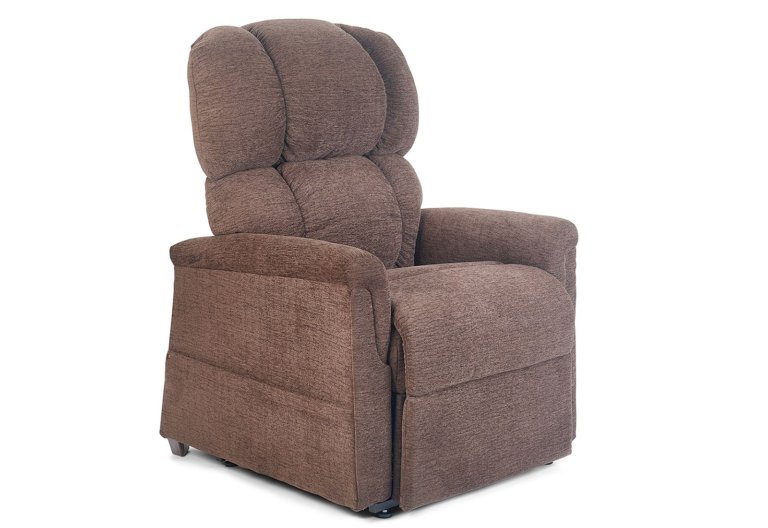 MaxiComforter Lift Chair by Golden Technologies