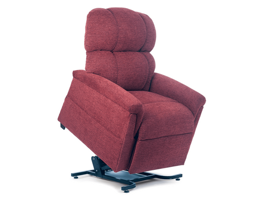 MaxiComforter Lift Chair by Golden Technologies