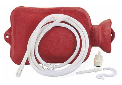 COMBINATION WATER BOTTLE/ FOUNTAIN SYRINGE-RED